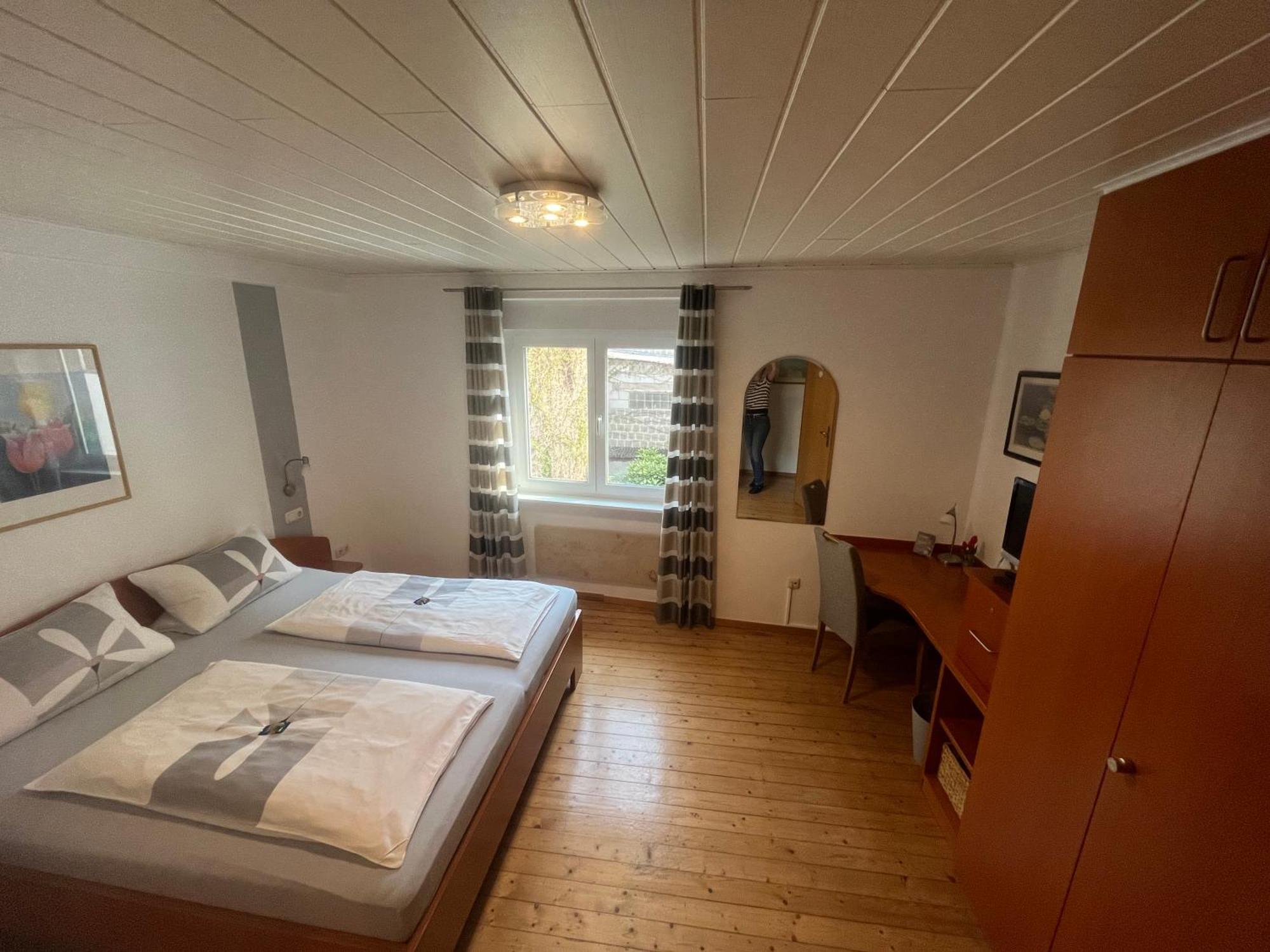 Wein- Und Gaestehaus M. Bai Mesenich Kültér fotó
