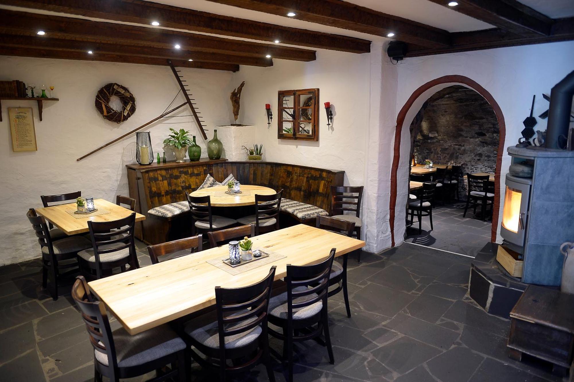 Wein- Und Gaestehaus M. Bai Mesenich Kültér fotó