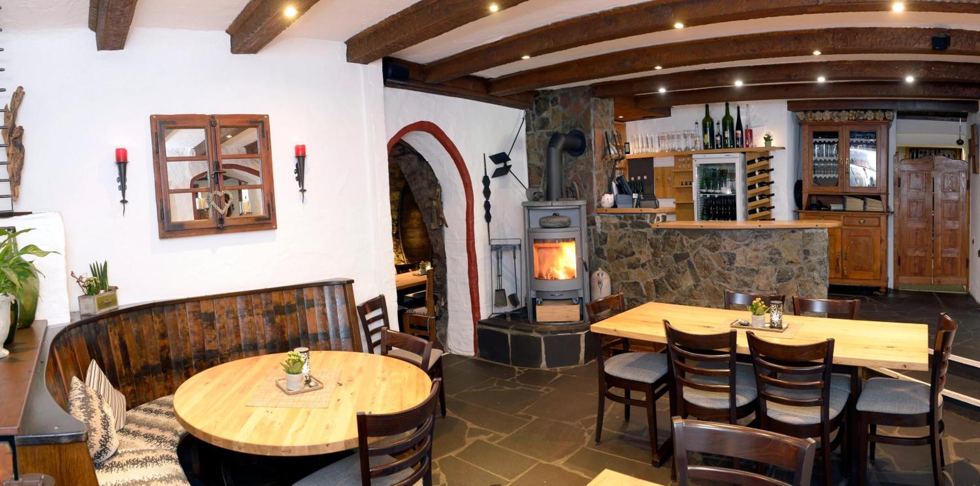 Wein- Und Gaestehaus M. Bai Mesenich Kültér fotó